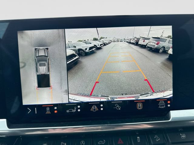 Used 2024 GMC Sierra 1500 SLT AWD/4WD image 16