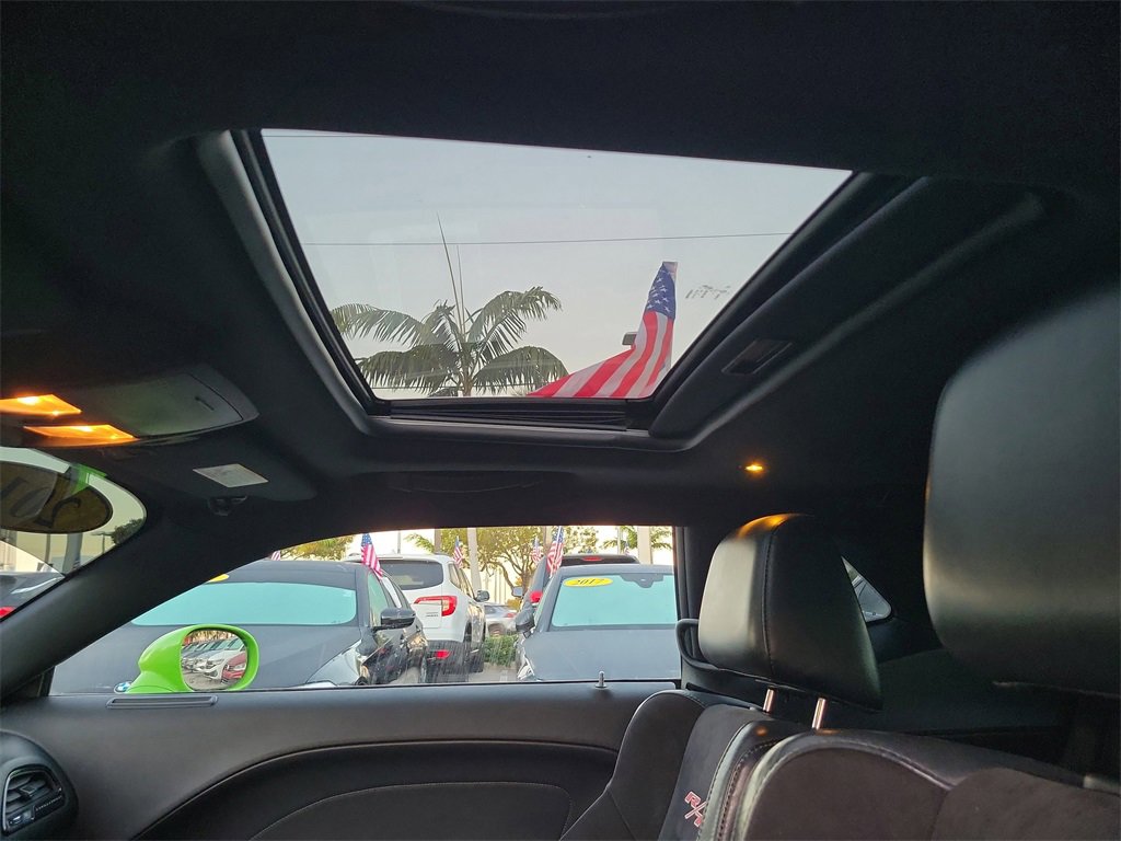 Used 2015 Dodge Challenger R/T Plus image 11