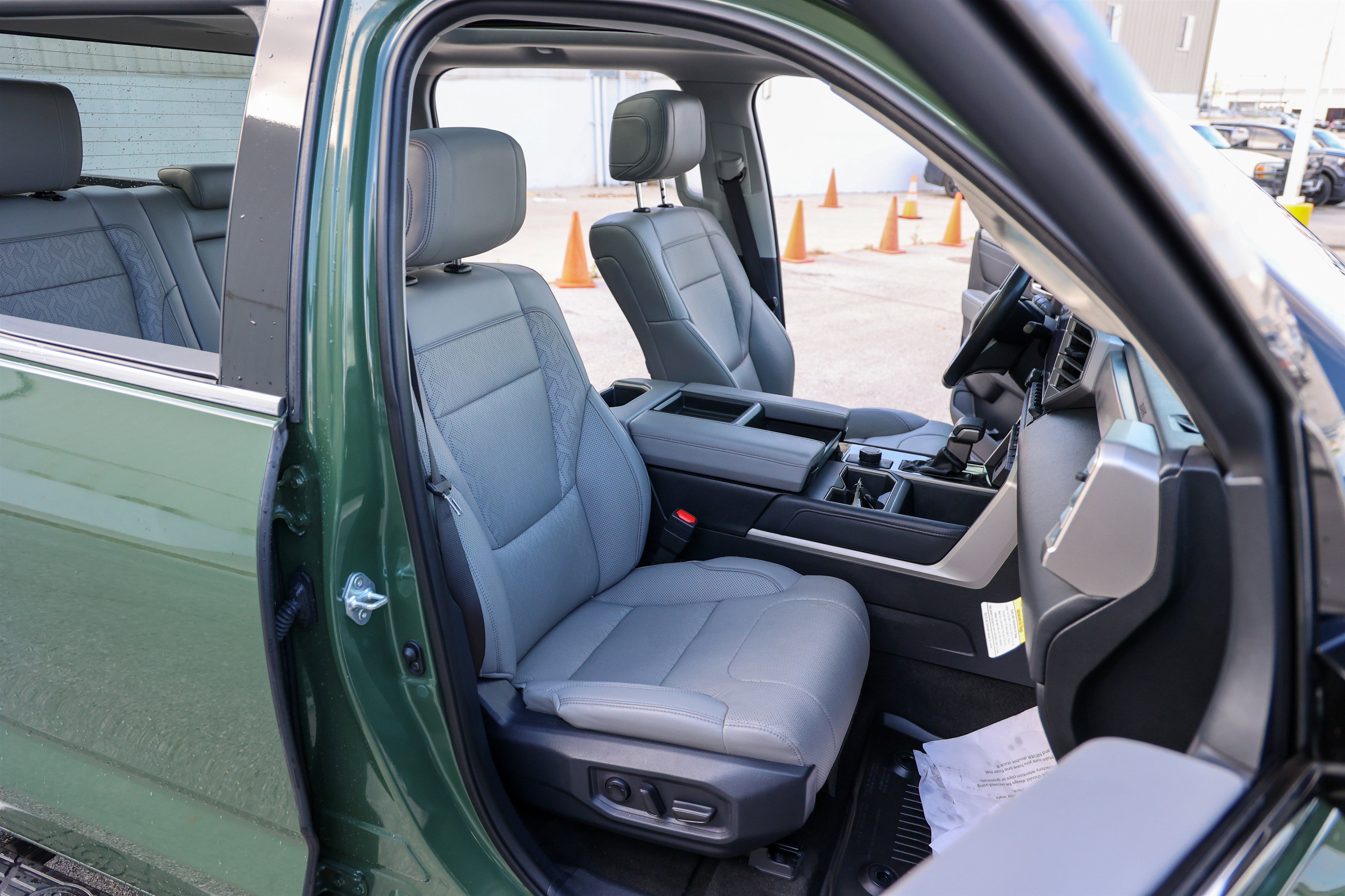 Used 2023 Toyota Tundra Limited image 38