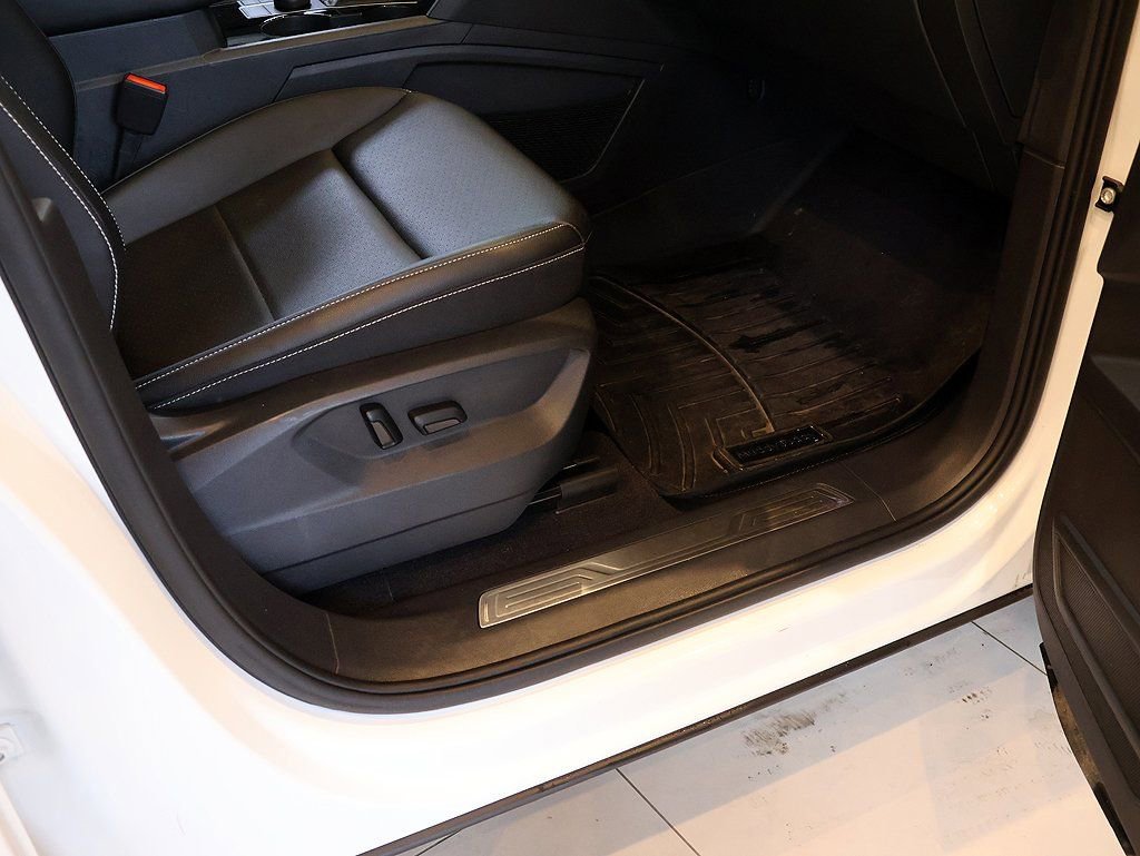 Used 2023 Volkswagen Atlas SEL image 61