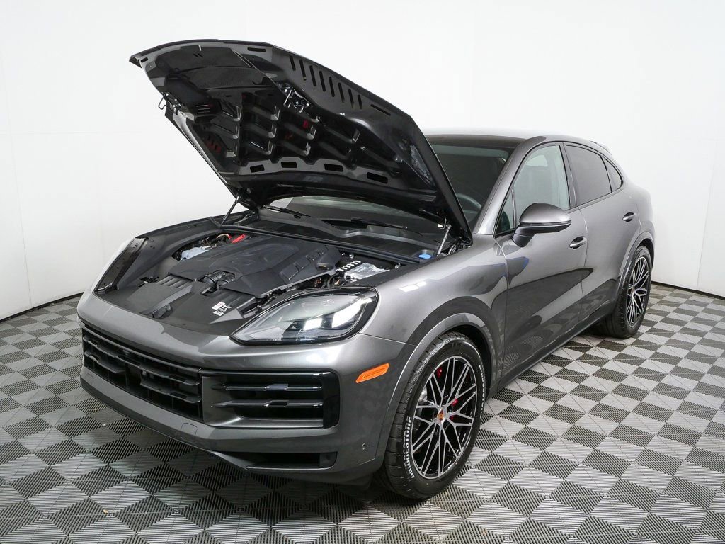 New 2026 Porsche Cayenne S image 35