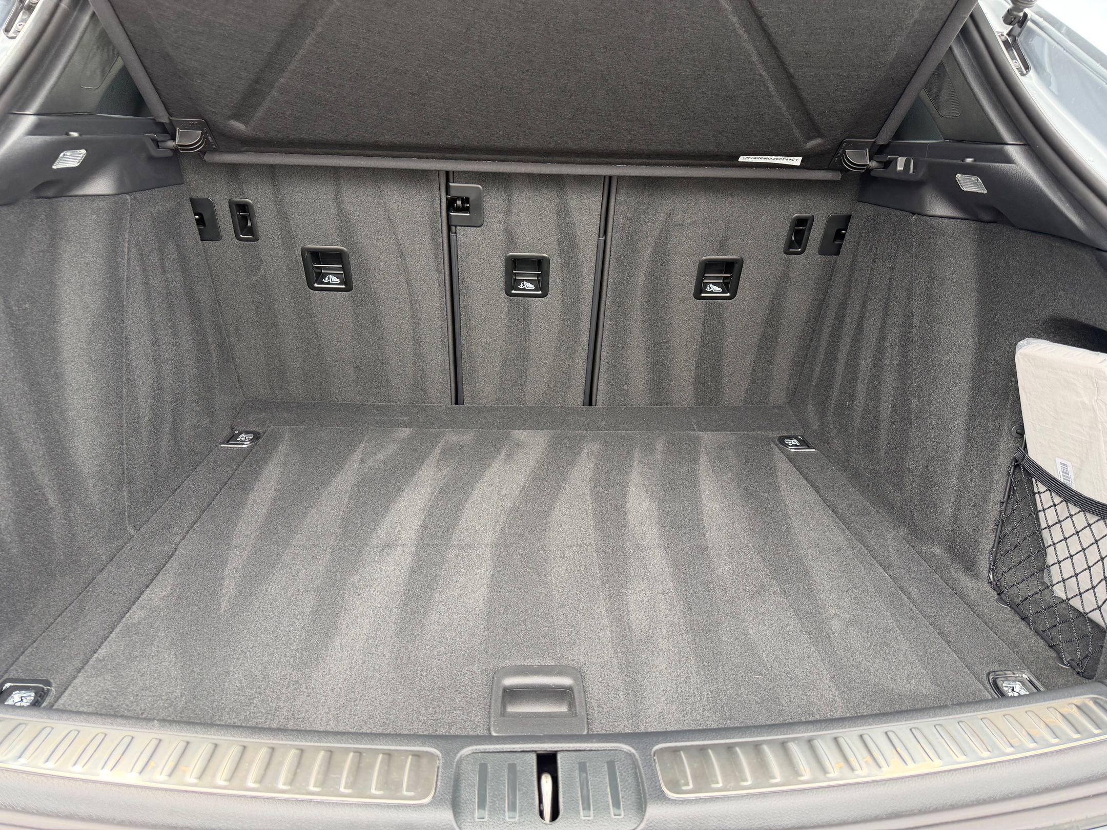 Certified 2026 Porsche Macan image 21