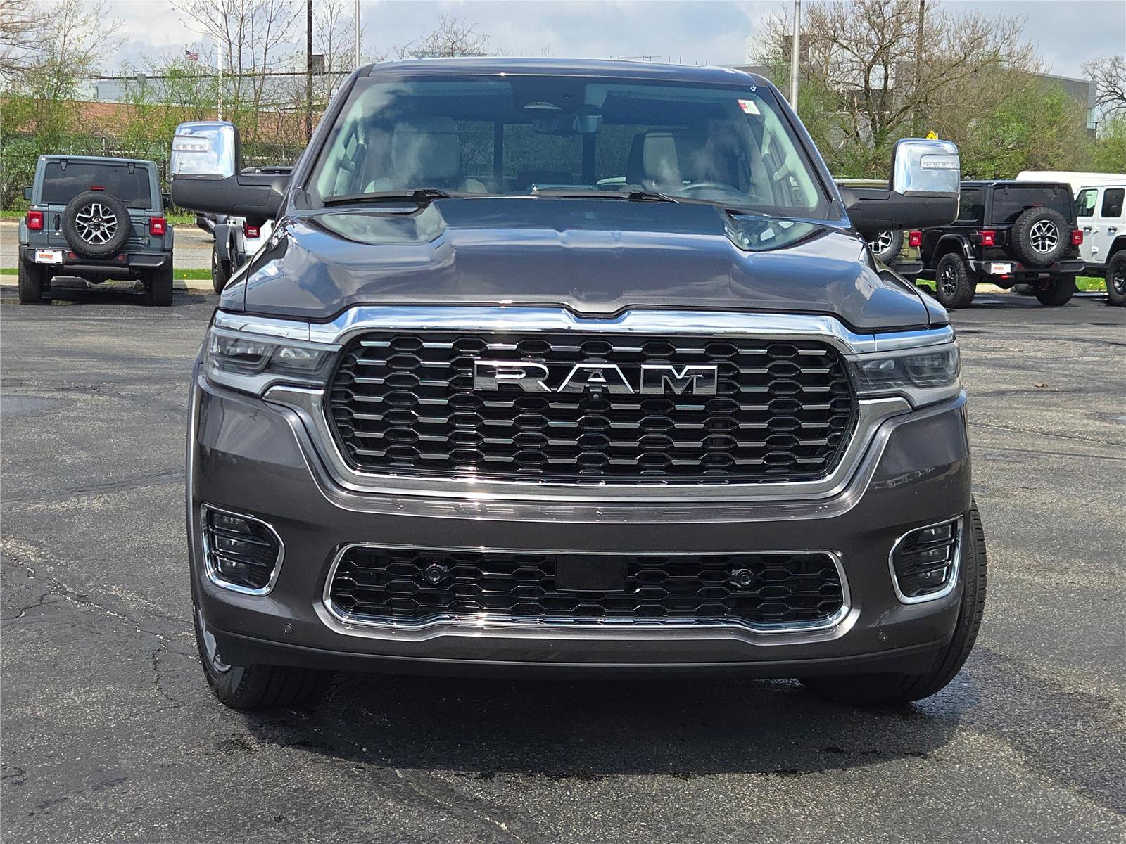 Used 2025 RAM 1500 Tungsten w/ Towing Technology Group AWD/4WD image 4