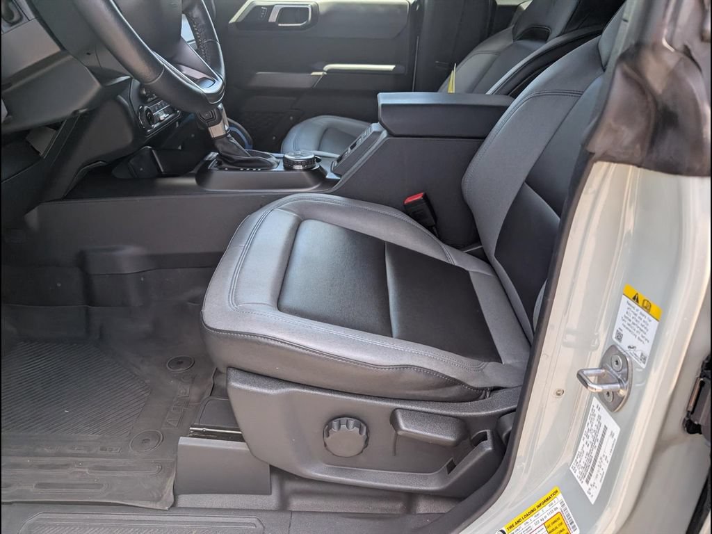 Used 2022 Ford Bronco Black Diamond AWD/4WD image 10