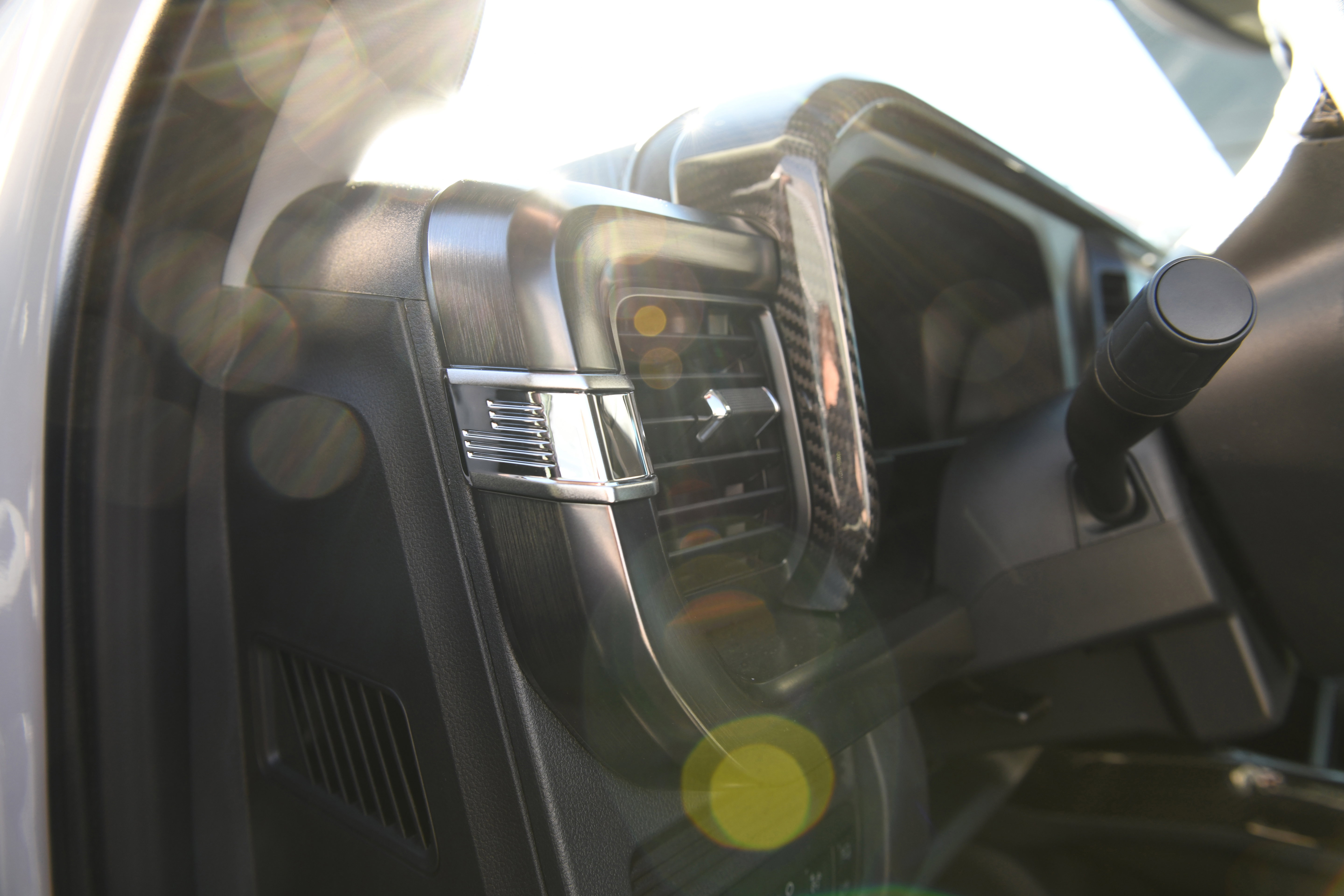 New 2026 Ford F250 Lariat w/ Black Appearance Package image 32