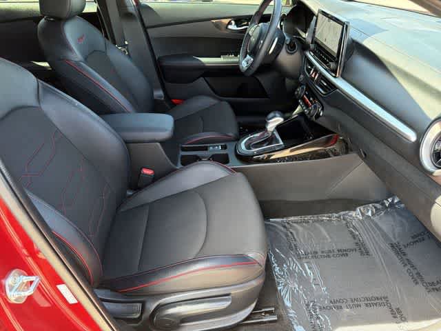 Used 2022 Kia Forte GT w/ GT Technology Package FWD image 18