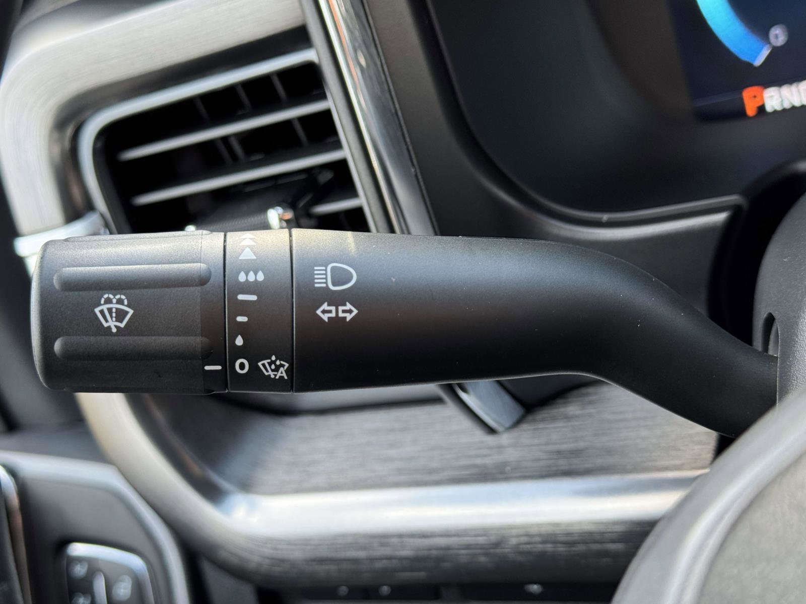 Used 2024 Ford F350 Lariat w/ Sport Appearance Package image 23