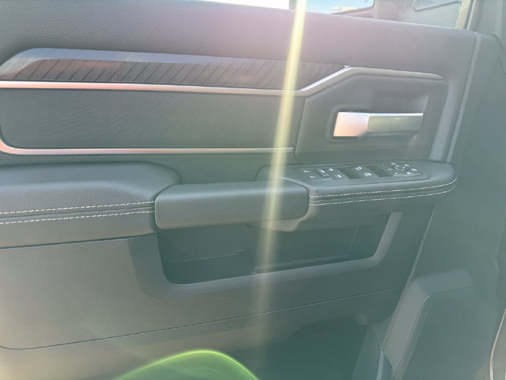 New 2027 RAM 2500 Big Horn AWD/4WD image 5
