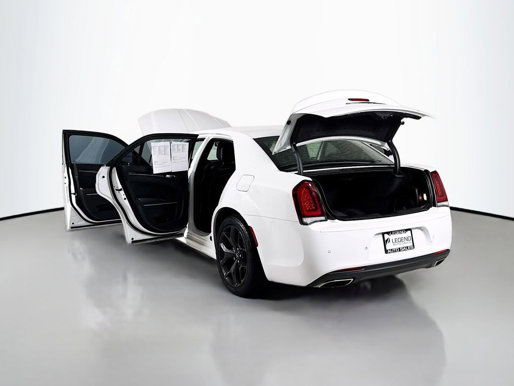 Used 2021 Chrysler 300 S w/ S Model Appearance Package RWD image 20