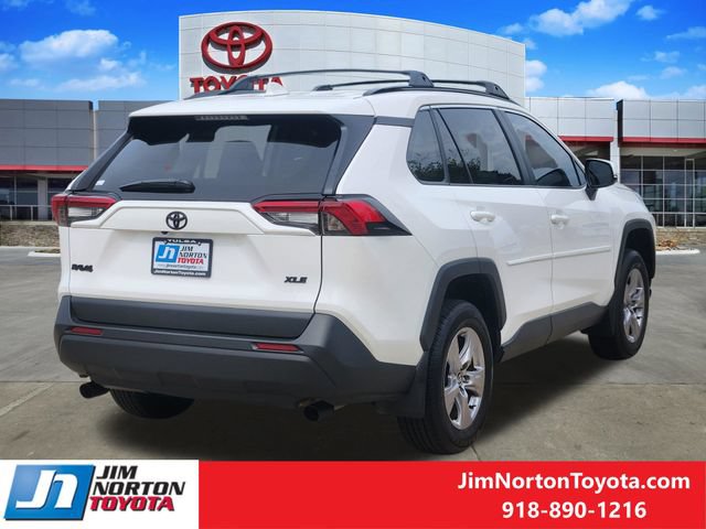 Used 2025 Toyota RAV4 XLE w/ Convenience Package FWD image 6