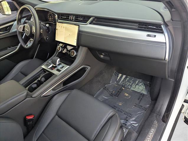 Certified 2026 Jaguar F-PACE R-Dynamic S AWD/4WD image 23