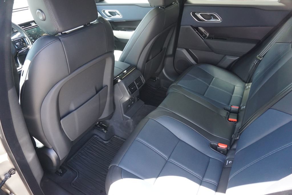New 2026 Land Rover Range Rover Velar Dynamic SE image 29