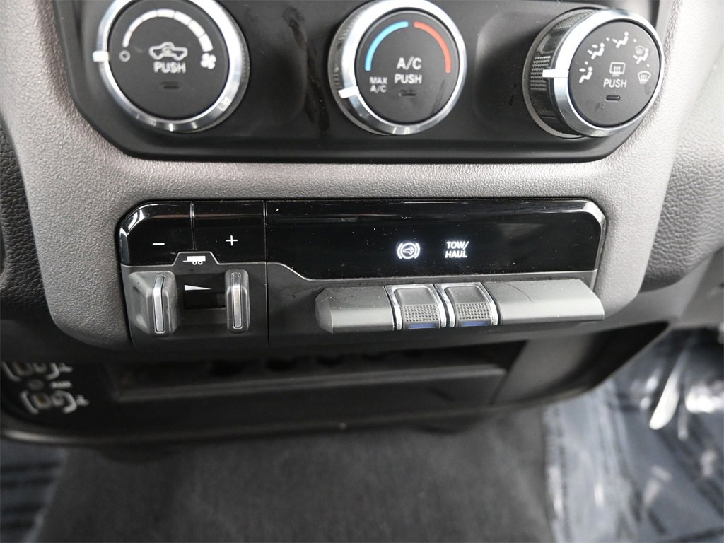 Used 2024 RAM 2500 Big Horn image 29