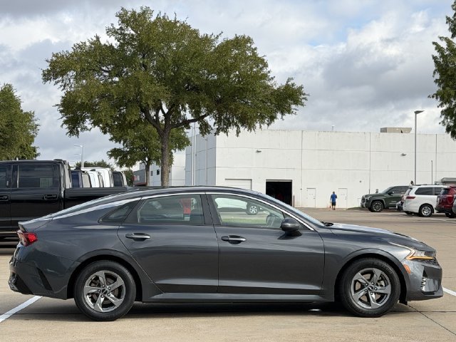 Used 2022 Kia K5 LXS FWD image 3