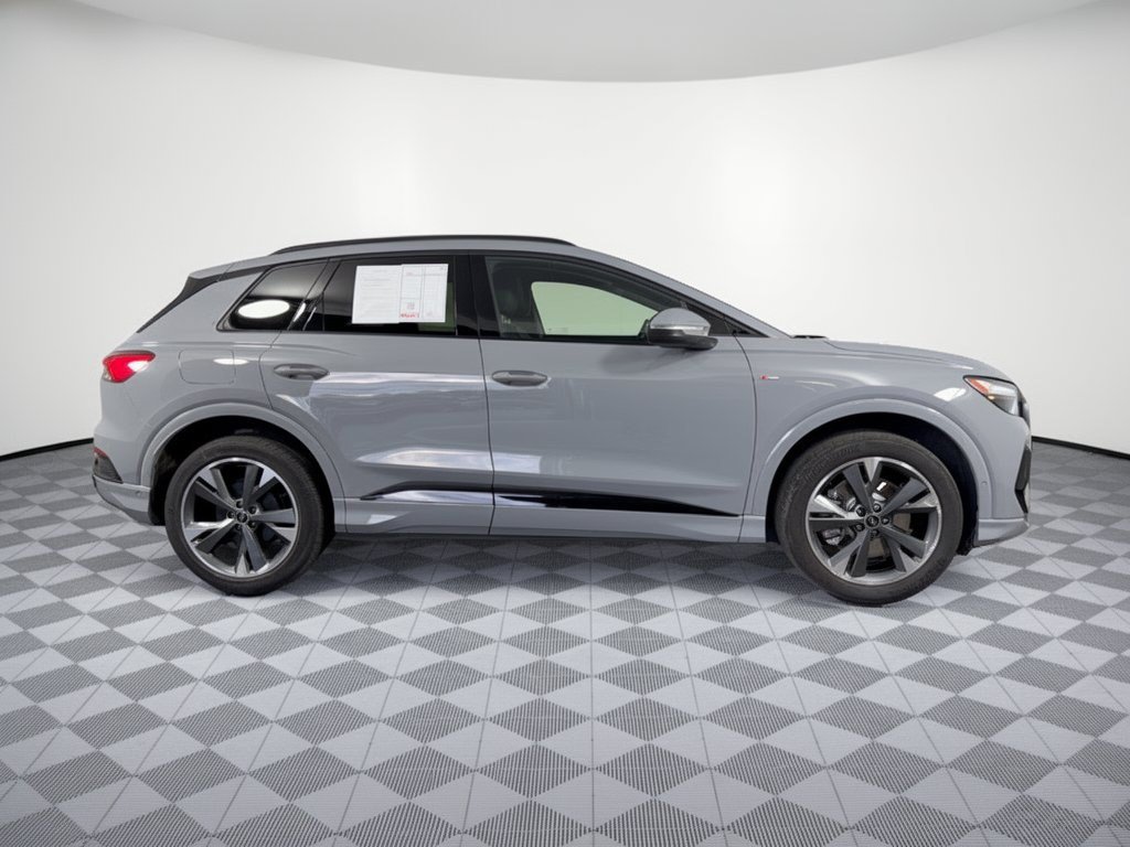 Used 2024 Audi Q4 e-tron Premium Plus w/ Premium Plus AWD/4WD image 8
