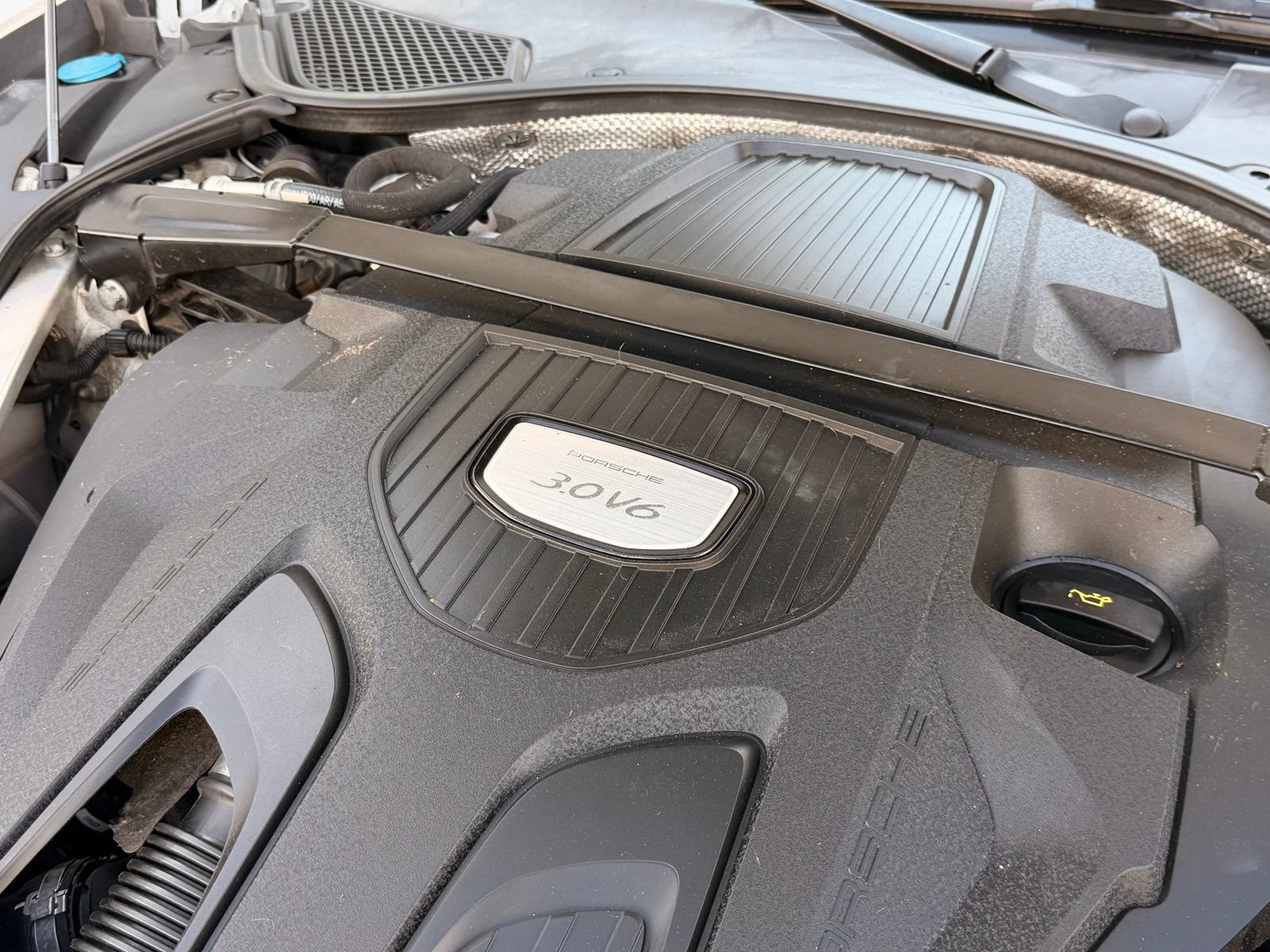 Used 2018 Porsche Panamera w/ Premium Package Plus RWD image 46