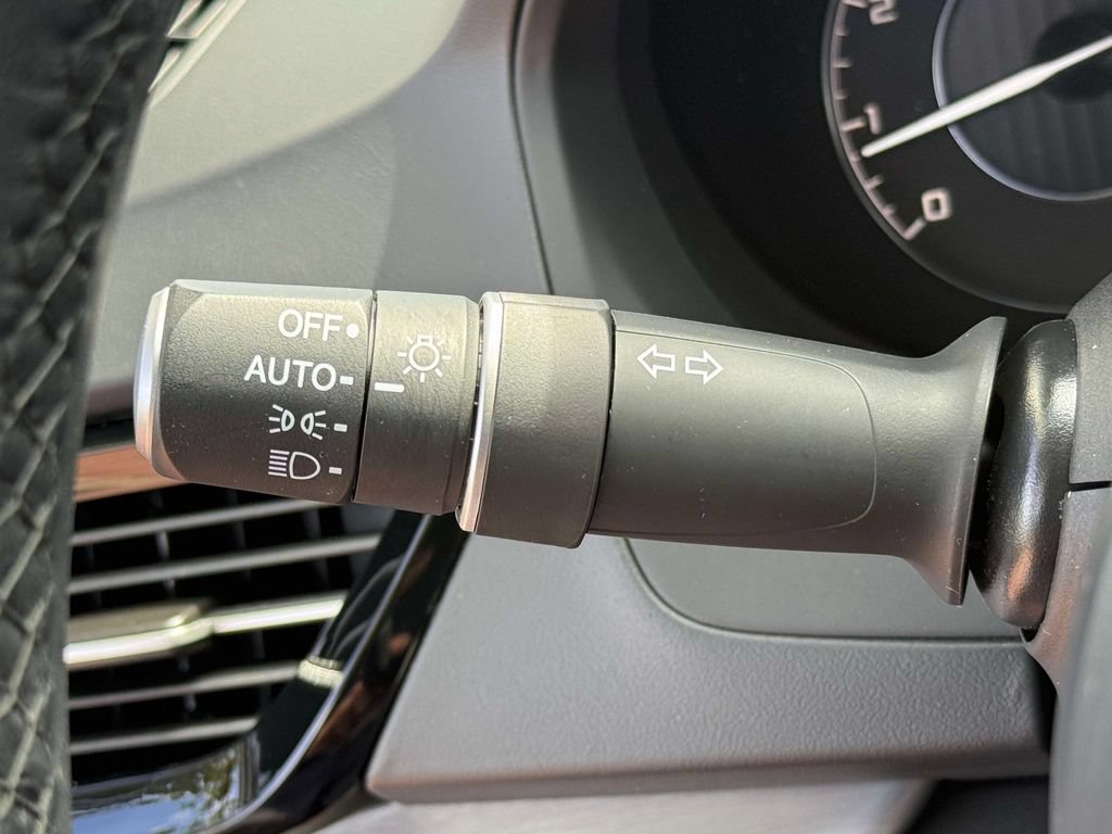 Certified 2024 Acura RDX w/ Technology Package AWD/4WD image 30