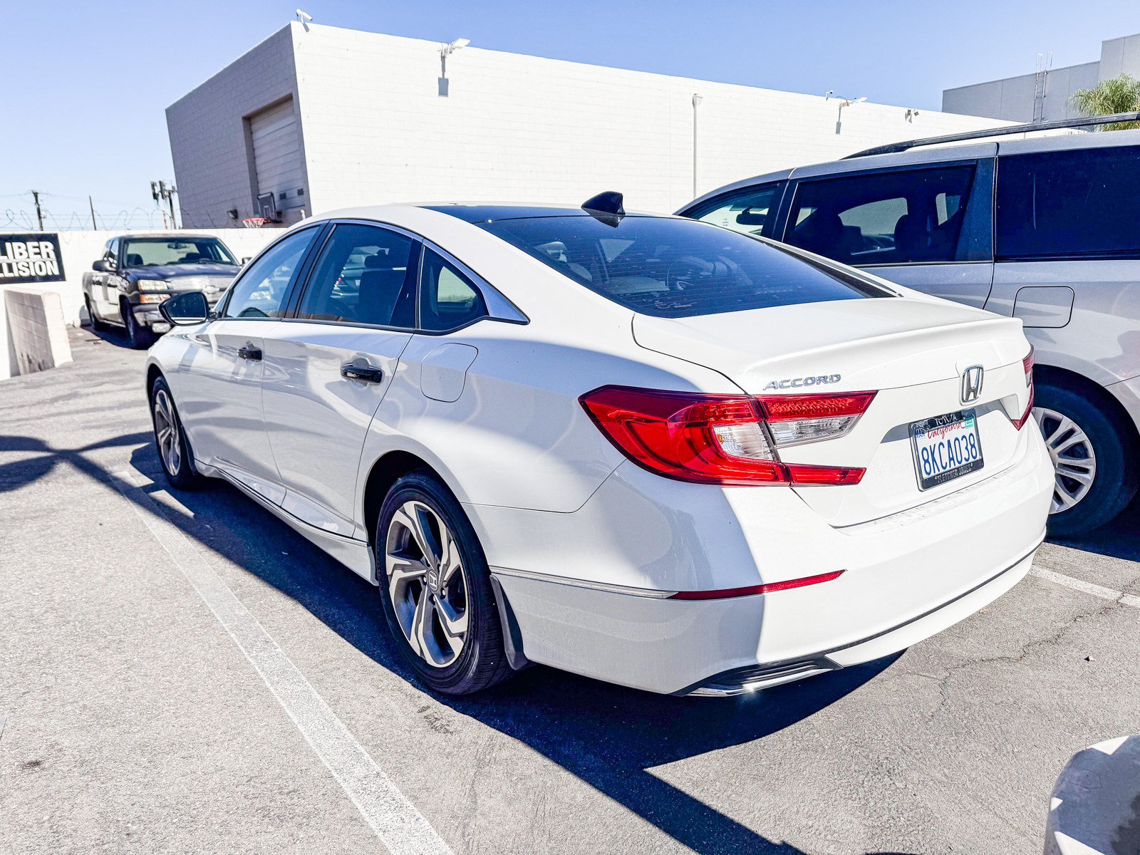 Used 2018 Honda Accord EX image 13