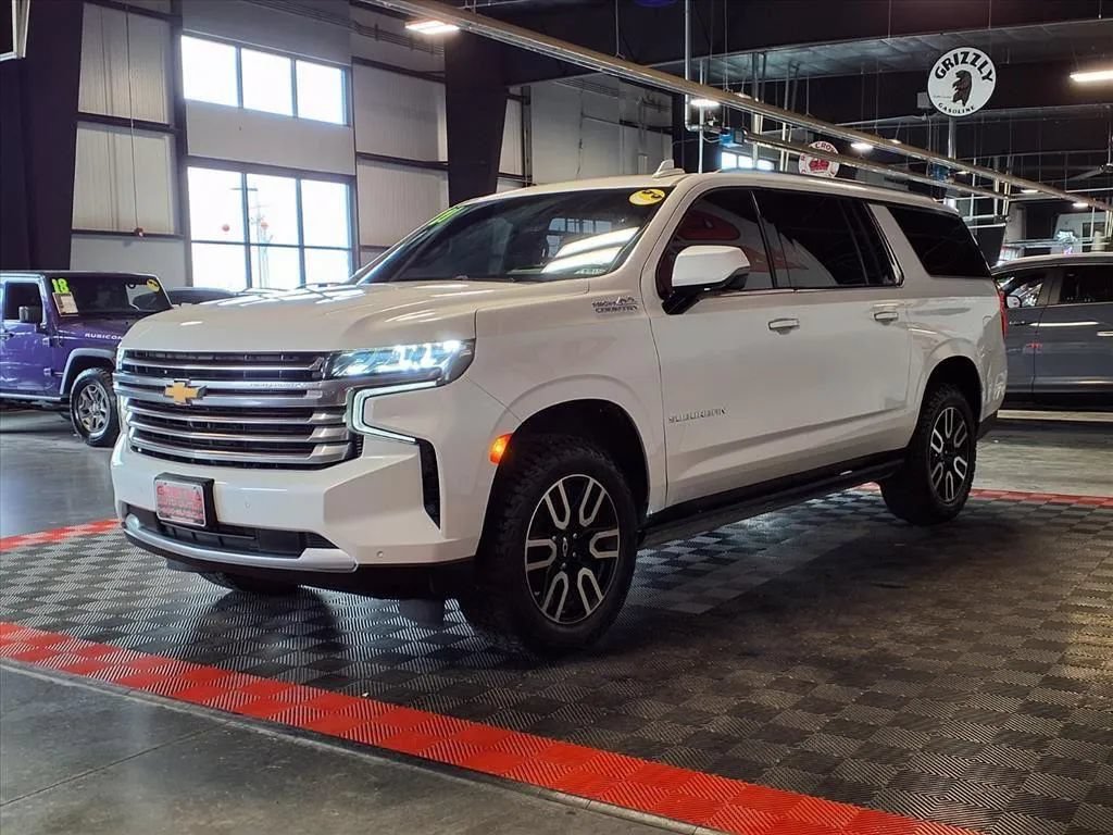 Used 2021 Chevrolet Suburban High Country AWD/4WD image 3