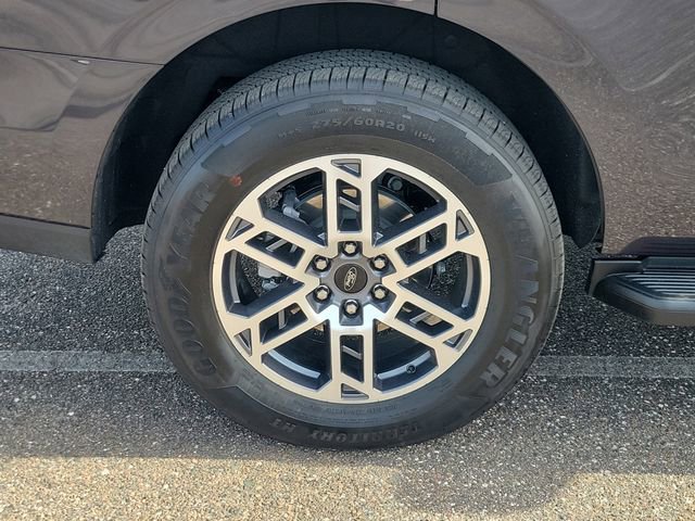 New 2026 Ford Expedition Active RWD image 6