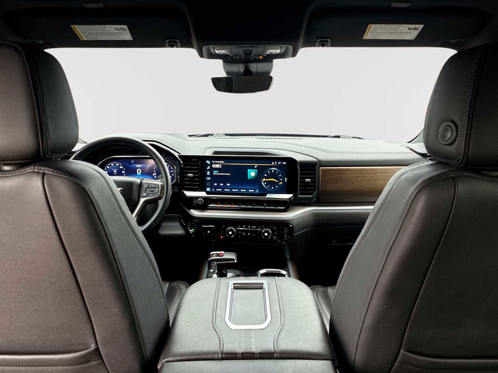 Certified 2022 Chevrolet Silverado 1500 High Country w/ Technology Package image 20