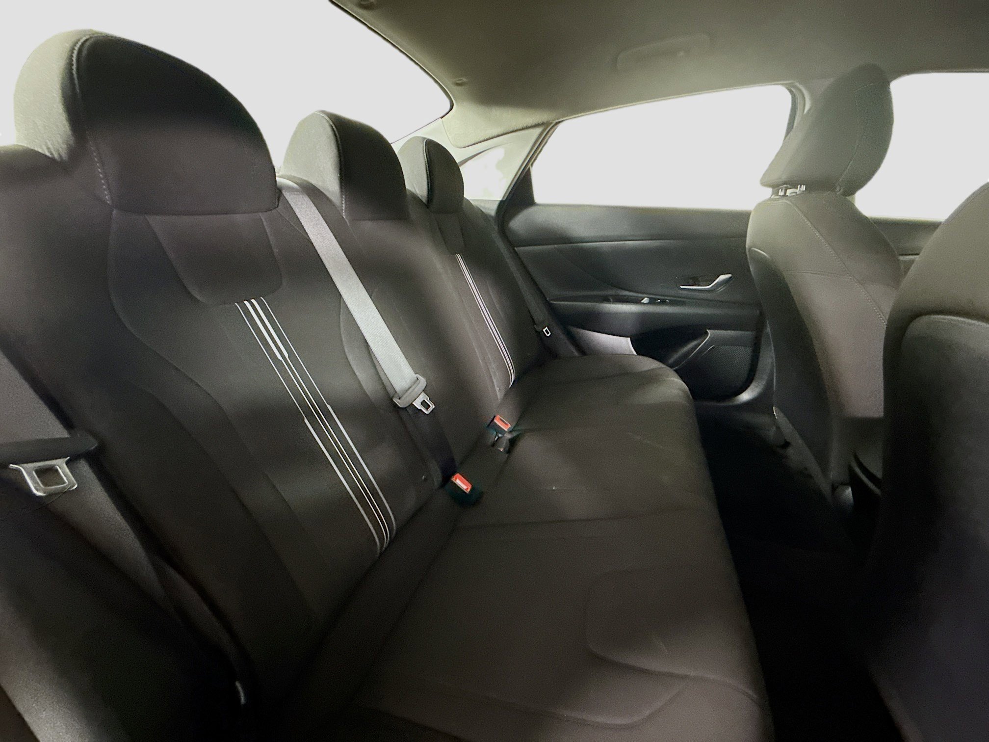 Used 2023 Hyundai Elantra SEL image 27