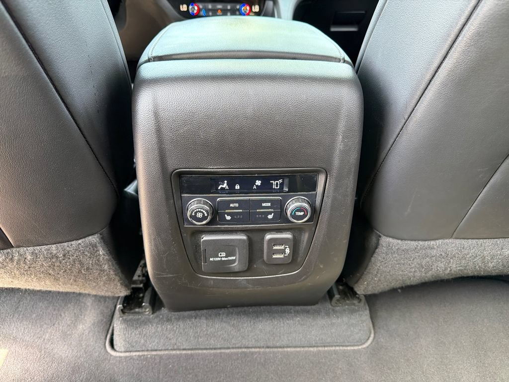 Used 2022 Buick Enclave Avenir w/ Avenir Technology Package AWD/4WD image 18