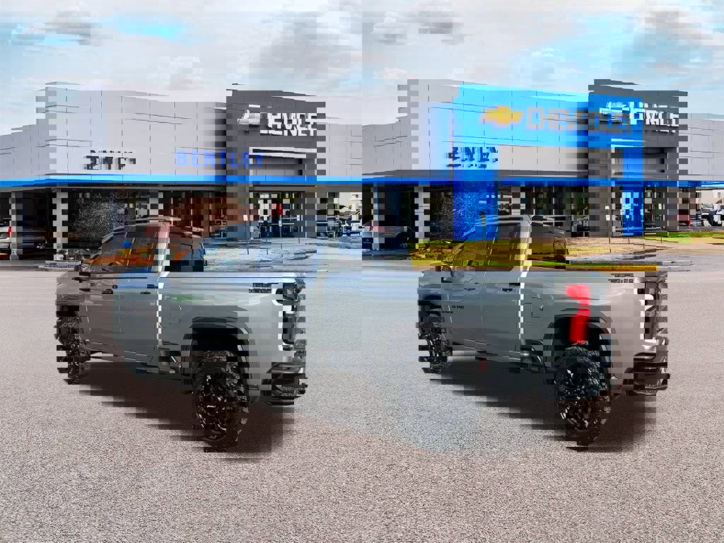 New 2026 Chevrolet Silverado 2500 LT image 3