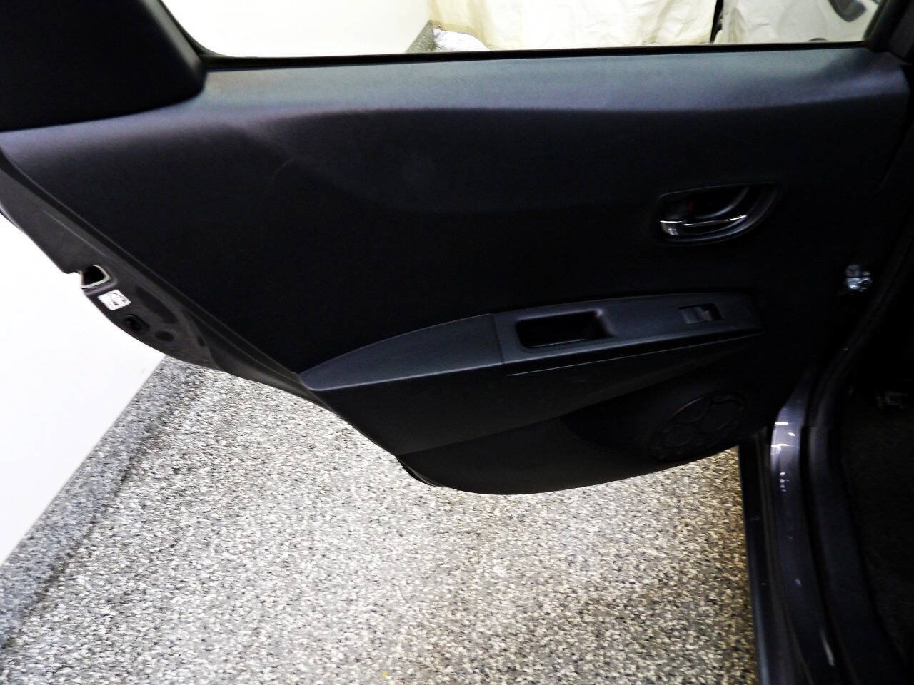 Used 2013 Toyota Yaris LE FWD image 12