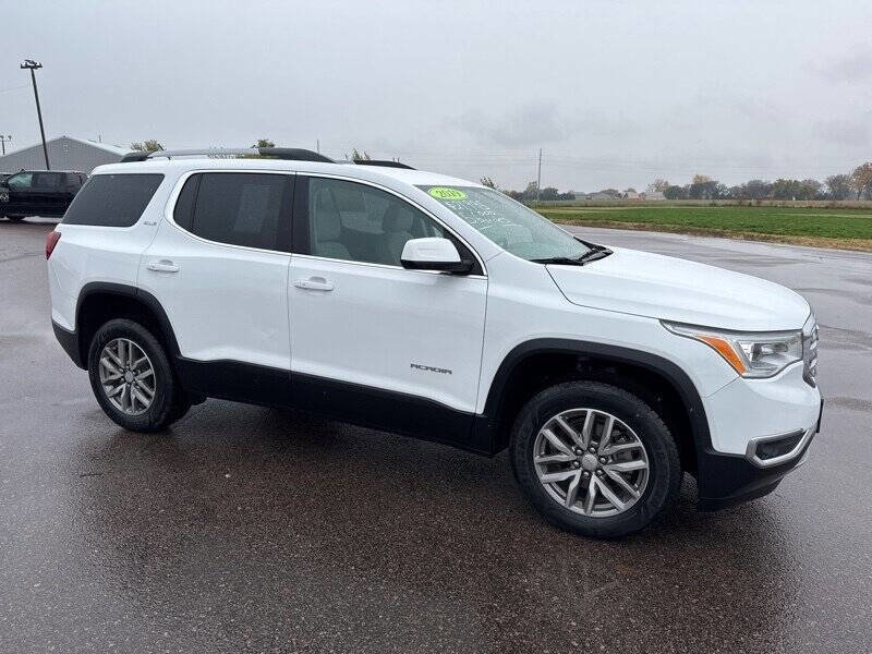 Used 2019 GMC Acadia SLE image 10