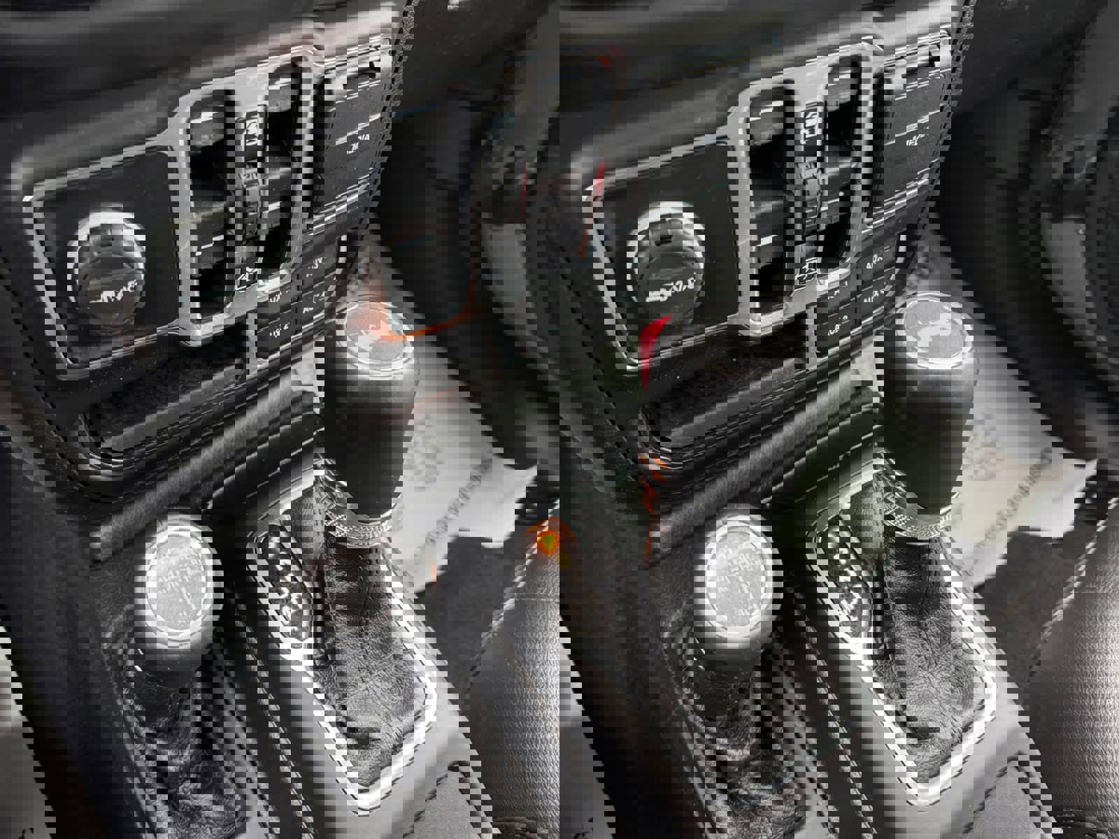 Used 2021 Jeep Wrangler Unlimited Sahara image 7