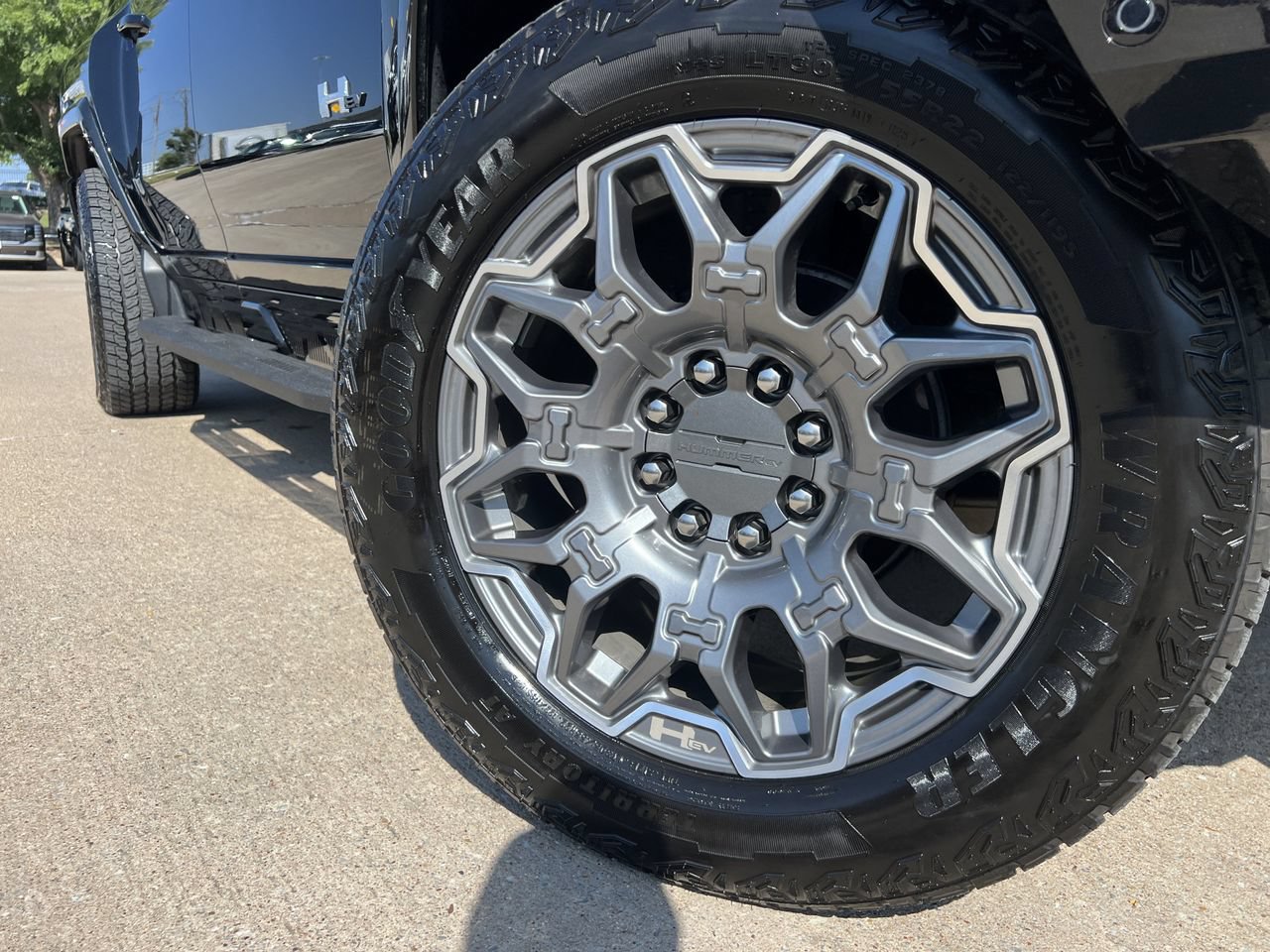 Used 2025 GMC Hummer EV 3X AWD/4WD image 7