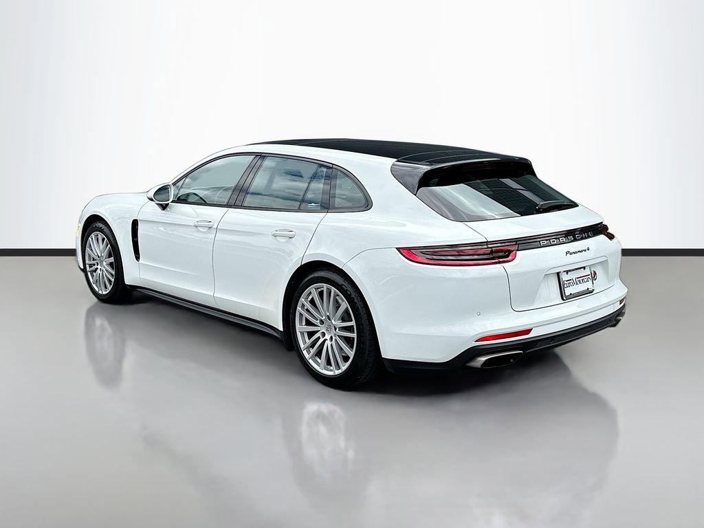 Used 2018 Porsche Panamera 4 AWD/4WD image 3