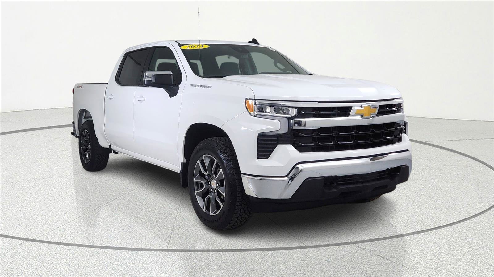 Used 2024 Chevrolet Silverado 1500 LT