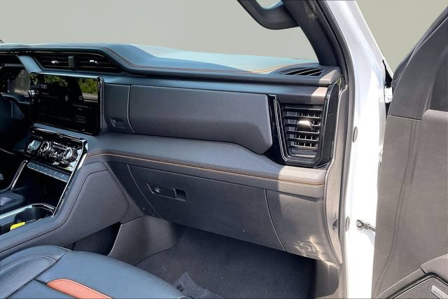 Used 2026 GMC Sierra 1500 AT4 w/ AT4 Premium Package AWD/4WD image 18