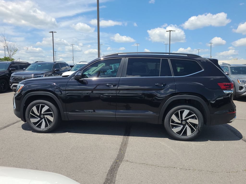 New 2026 Volkswagen Atlas SE AWD/4WD image 2
