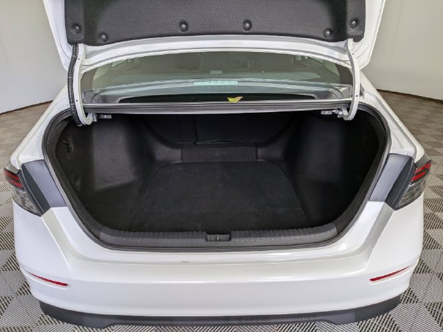 Used 2024 Honda Accord EX image 11