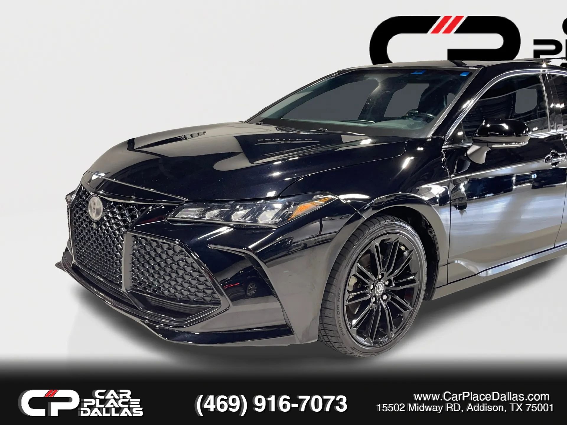 Used 2019 Toyota Avalon XSE FWD image 4