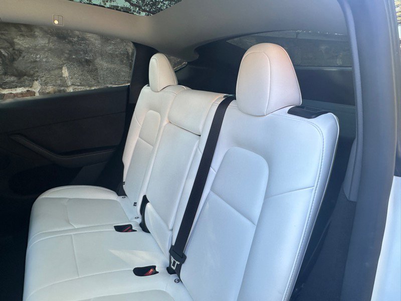 Used 2025 Tesla Model Y Long Range image 25