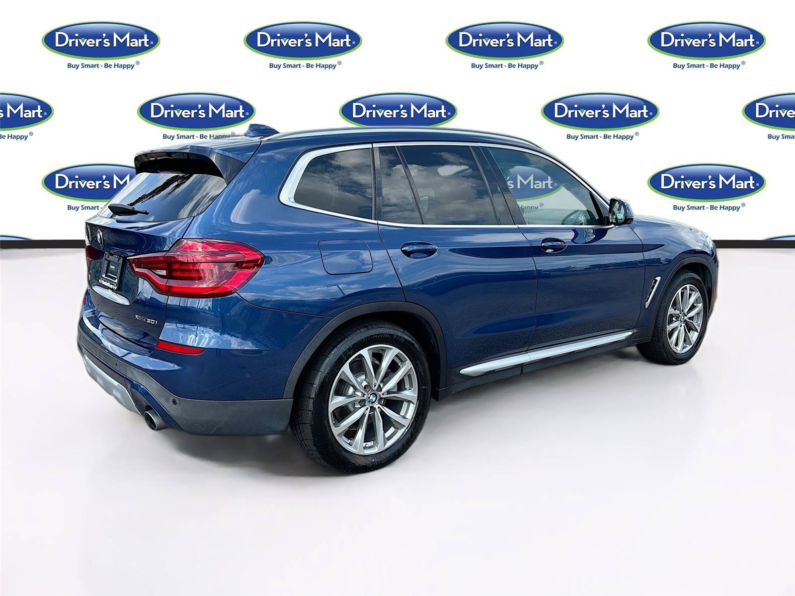 Used 2019 BMW X3 xDrive30i w/ Executive Package AWD/4WD image 7