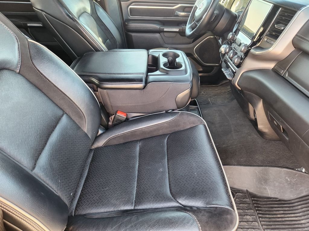 Used 2023 RAM 1500 Laramie AWD/4WD image 15