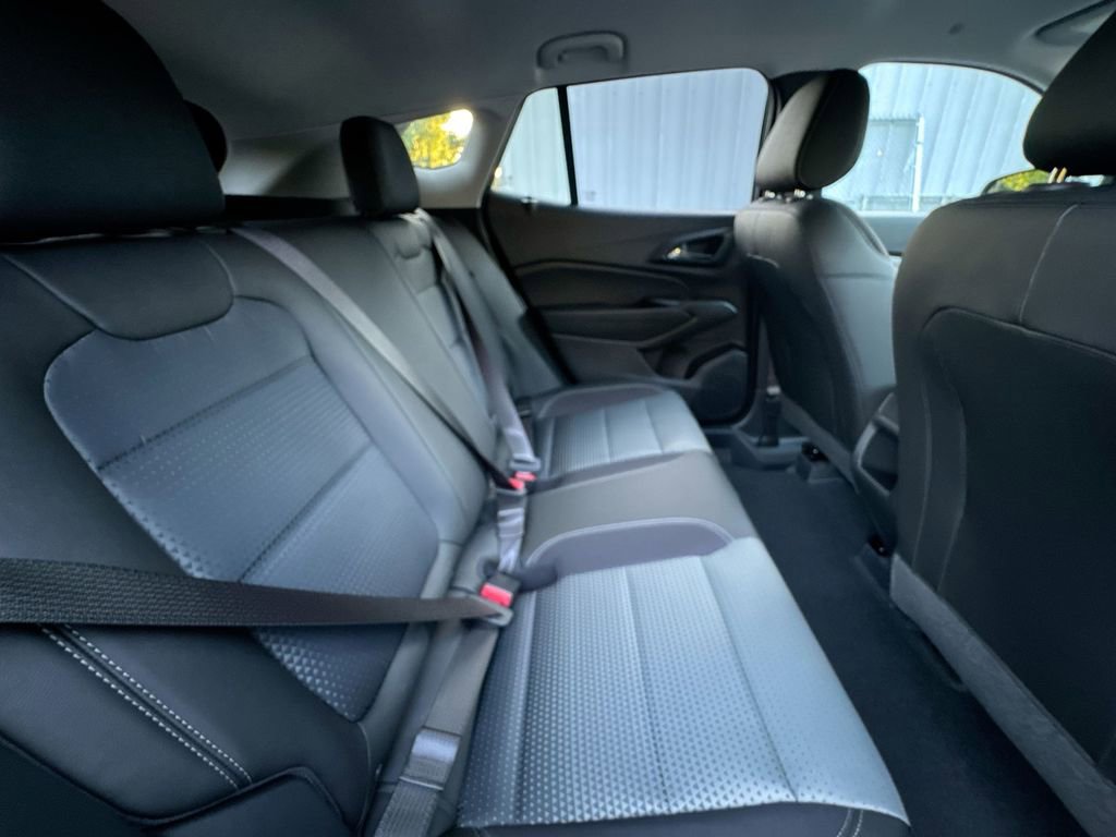 New 2026 Chevrolet Trax LT w/ LT Convenience Package FWD image 29