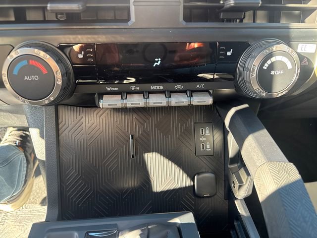 New 2025 Toyota Tacoma TRD Off-Road image 31