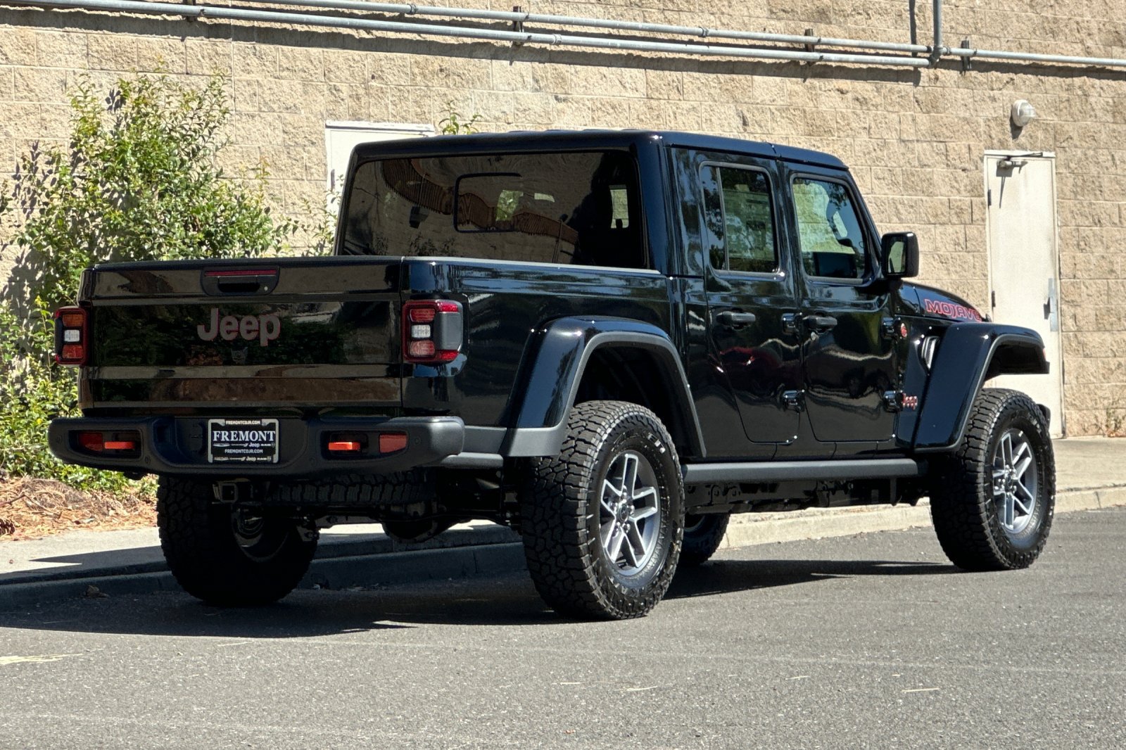 New 2026 Jeep Gladiator Mojave AWD/4WD image 3
