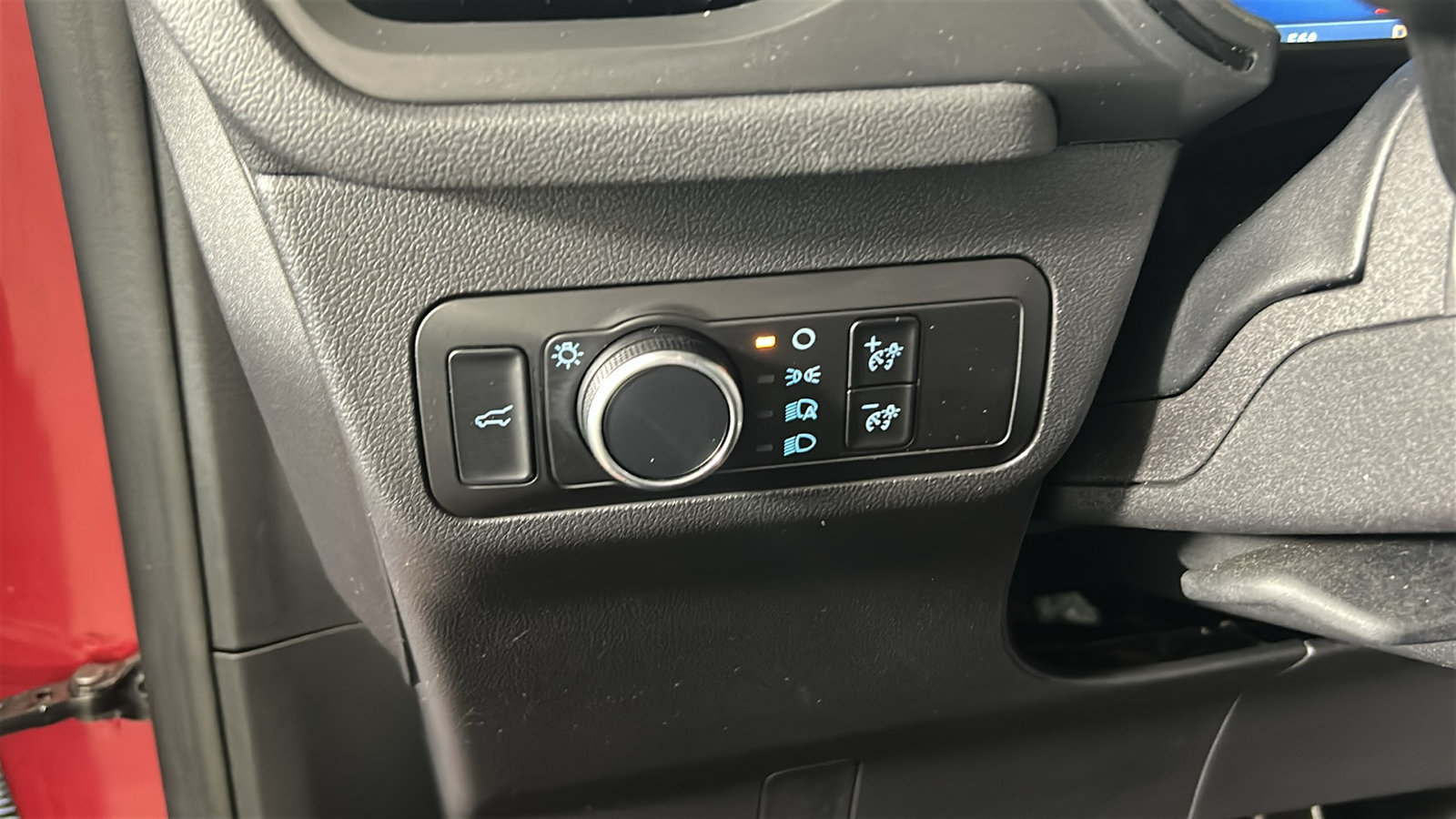 Used 2024 Ford Escape ST-Line w/ Tech Pack #1 FWD image 24