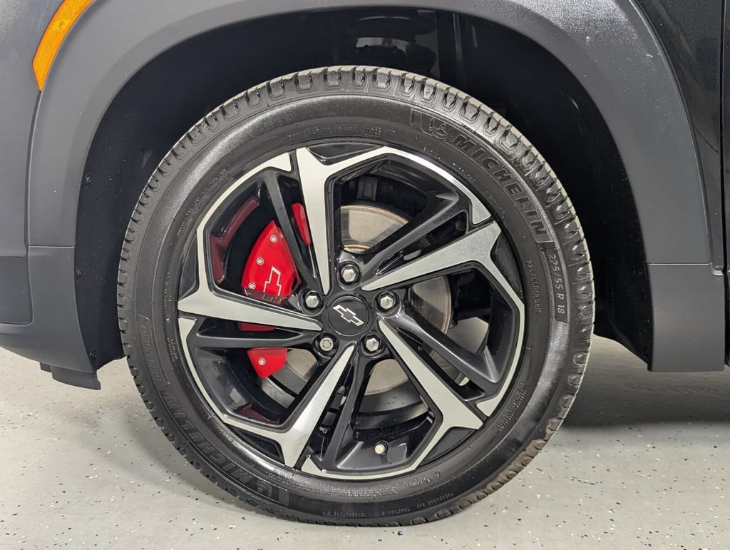Used 2021 Chevrolet TrailBlazer RS w/ Driver Confidence Package FWD image 11