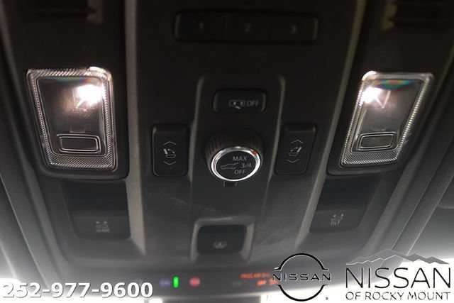 Used 2021 Chevrolet Tahoe High Country AWD/4WD image 32