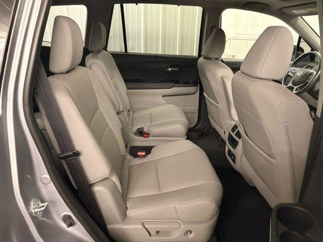 Used 2022 Honda Pilot Elite image 28