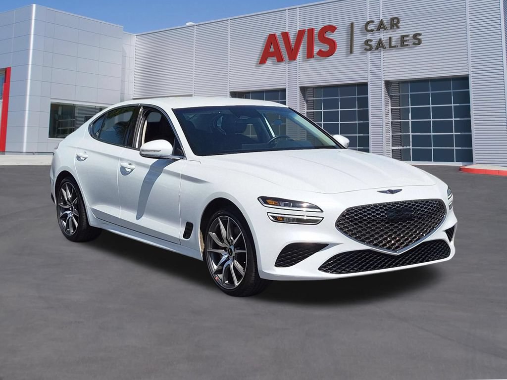 Used 2025 Genesis G70 2.5T RWD image 3