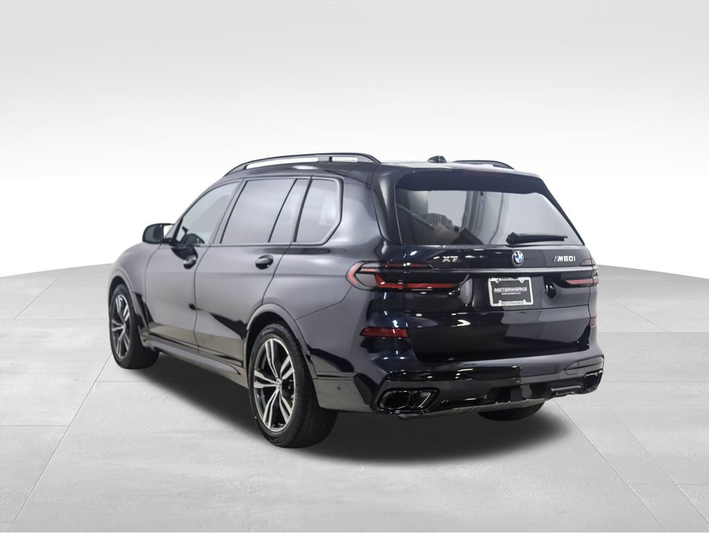 New 2026 BMW X7 M60i image 3